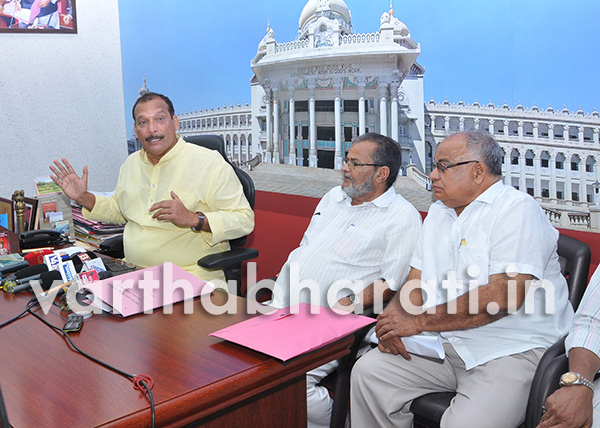 ಪಶ್ಚಿಮವಾಹಿನಿಗೆ ಹೆಚ್ಚುವರಿ ಅನುದಾನಕ್ಕೆ ಅಧಿವೇಶನದಲ್ಲಿ ಆಗ್ರಹ: ಐವನ್ ಡಿಸೋಜಾ